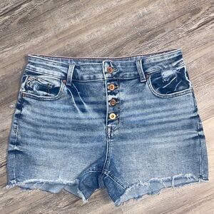 EUC MAURICES Edgely Stretch Button Fly Denim Shorts 12